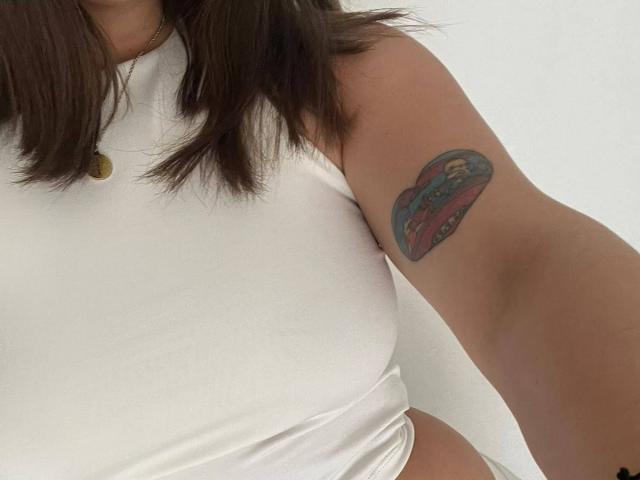 LiaMilan - Live porn &amp; sex cam - 30347897