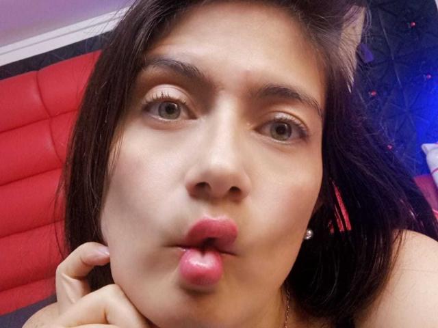 SaraGraham - Live porn &amp; sex cam - 30350045