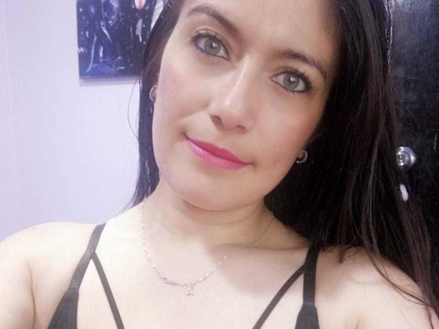 SaraGraham - Live porn &amp; sex cam - 30350186