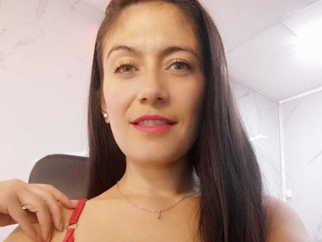 SaraGraham - Live porn &amp; sex cam - 30350195