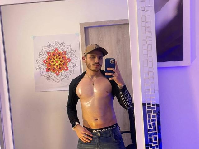 LianFerrer - Live porn &amp; sex cam - 30352277