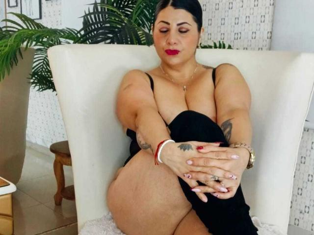 AngeleRouxo - Live porn &amp; sex cam - 30354167