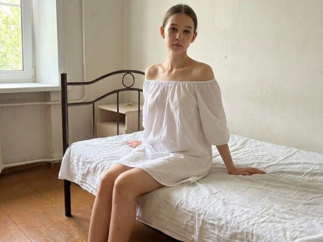 FarrahShulthess - Sexe cam en vivo - 30365783