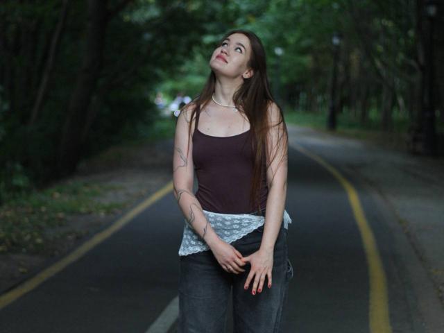 MildaNeverman - Live Sex Cam - 30368417
