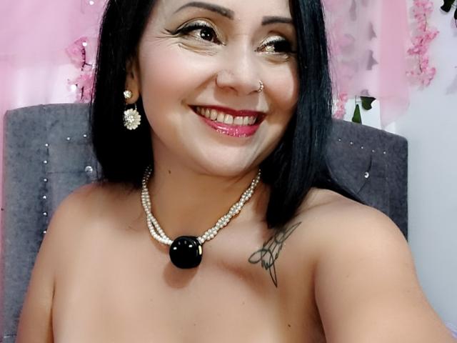 Zaria69 - Live sex cam - 30370445