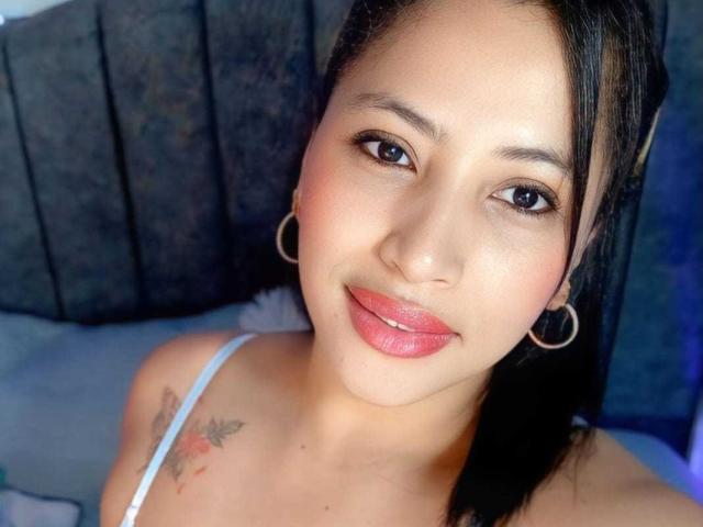 RoxaneMilf - Sexe cam en vivo - 30375005