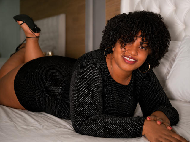 ViaraMoon - Live sex cam - 30376337
