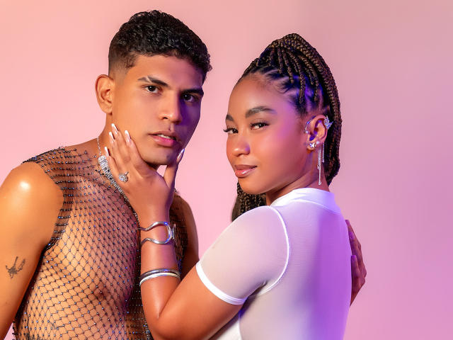 RoseAndDominic - Live porn &amp; sex cam - 30377213