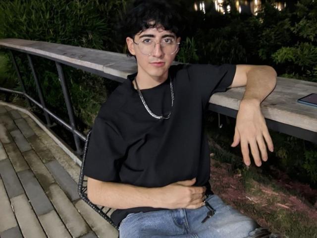 ElliotNoir - Sexe cam en vivo - 30378137