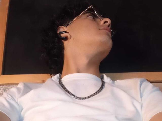 ElliotNoir - Sexe cam en vivo - 30378158
