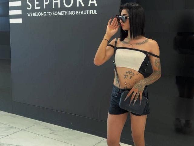 IrisIrs - Élő pornó és szexkamera - 30378506