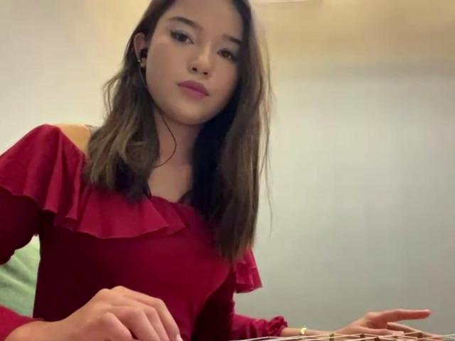 ZulaGullick - Live sexe cam - 30382013