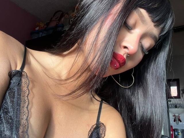 AdaraVance - Live porn &amp; sex cam - 30384413
