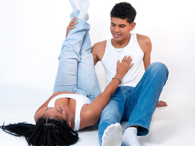 RoseAndDominic - Live porn &amp; sex cam - 30385685
