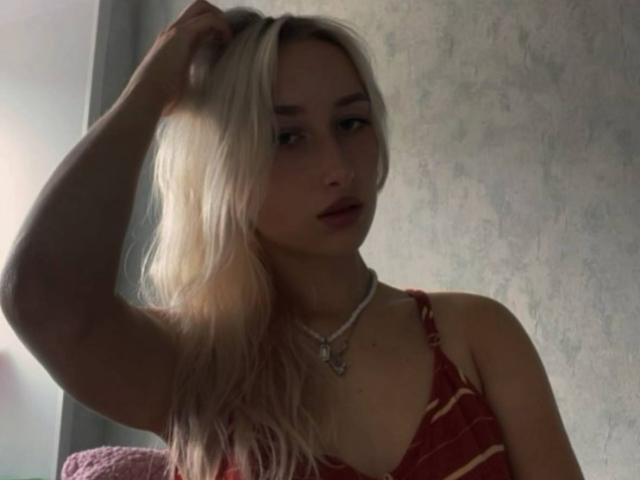 IsauraLatz - Live sex cam - 30386435