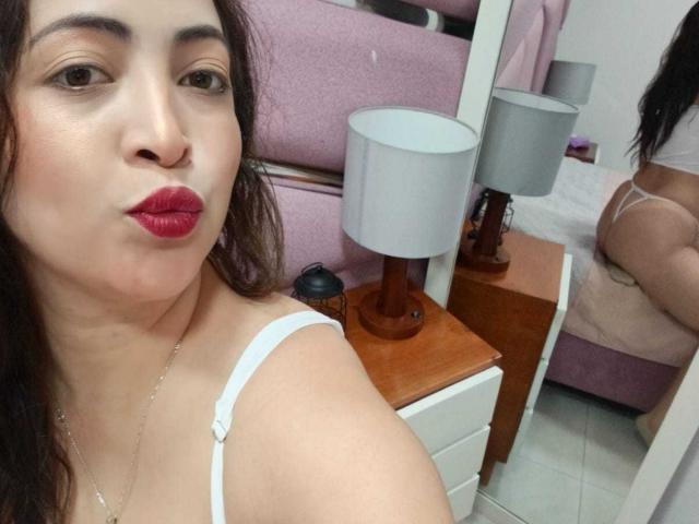 AlanaWest - Live porn &amp; sex cam - 30386858