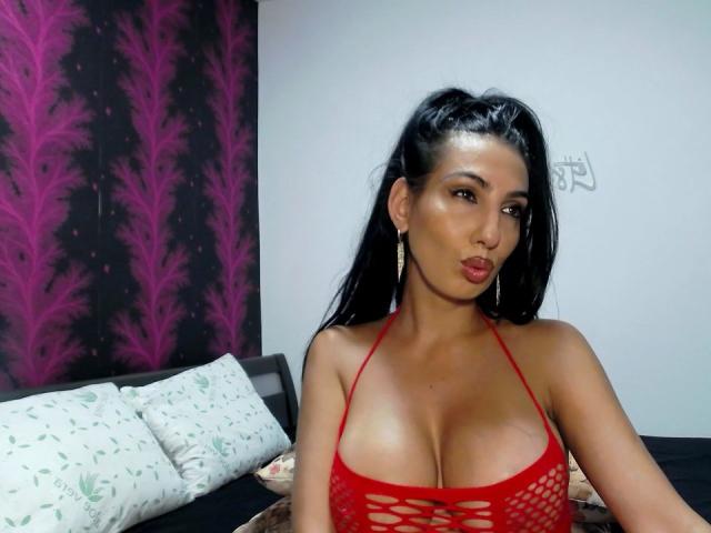 BrunetteBabe69 - Live porn &amp; sex cam - 30387206