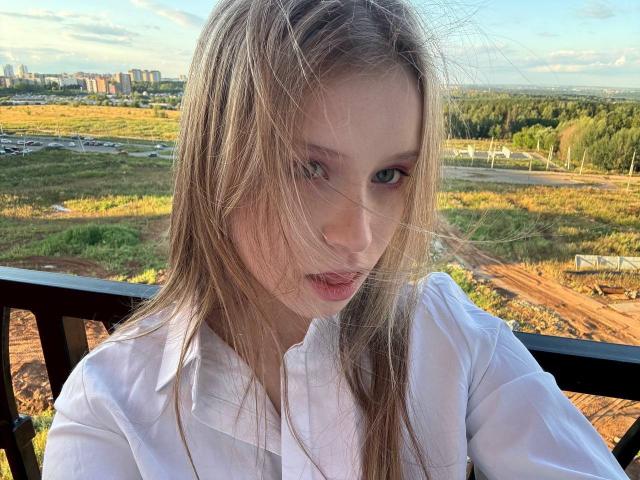 RaeleneRaya - Live sex cam - 30387230