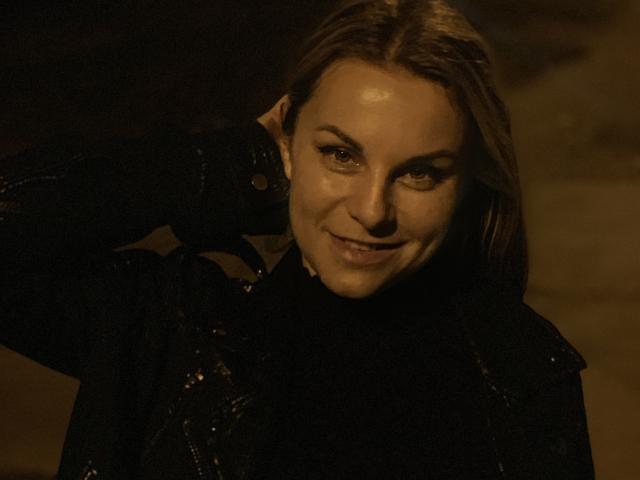 BelleLisaG - Live sex cam - 30391787
