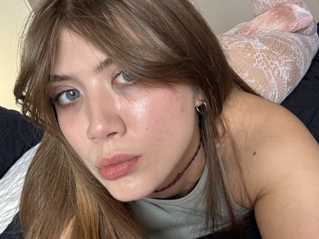 HotCaramelsTrio - Live porn &amp; sex cam - 30392729