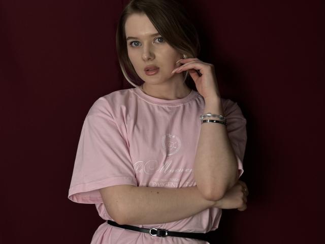 CynthiaMilkowski - Live porn &amp; sex cam - 30393266