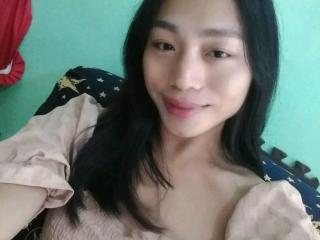 Sohpia Live Chat on XLoveCam