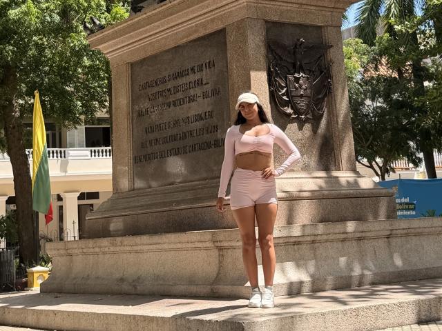 SarahPrincess - Live porn &amp; sex cam - 30397685