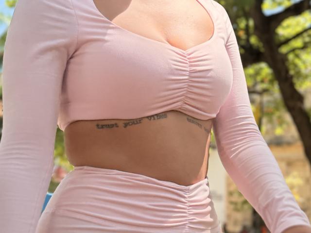 SarahPrincess - Live porn &amp; sex cam - 30397700