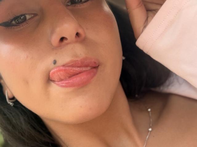 SarahPrincess - сексуальная веб-камера в реальном времени - 30397784