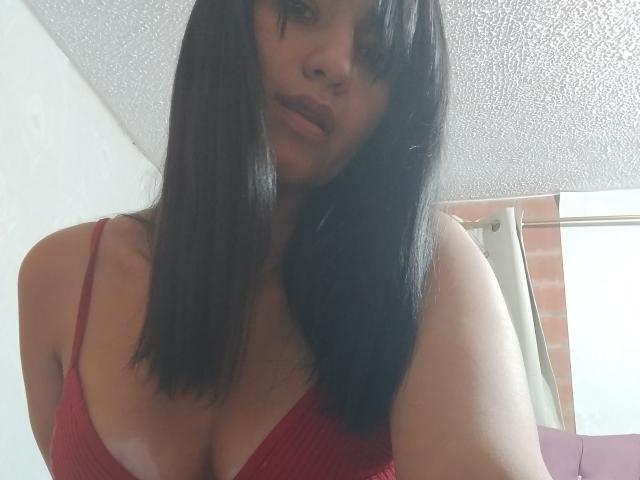 AnnieSquirt69 - Sexe cam en vivo - 30397883