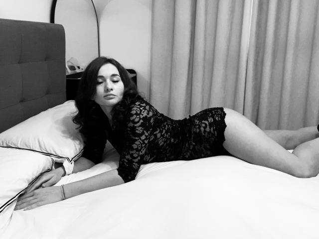 Dionisia - Porno na żywo i seks kamera - 30403472