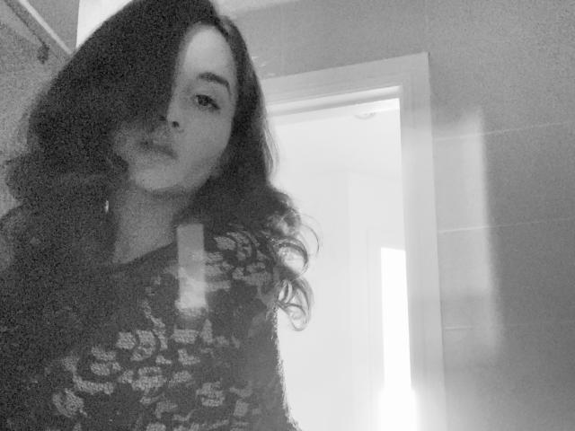 Dionisia - Porno na żywo i seks kamera - 30403487