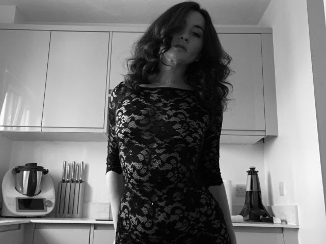 Dionisia - Porno na żywo i seks kamera - 30403523