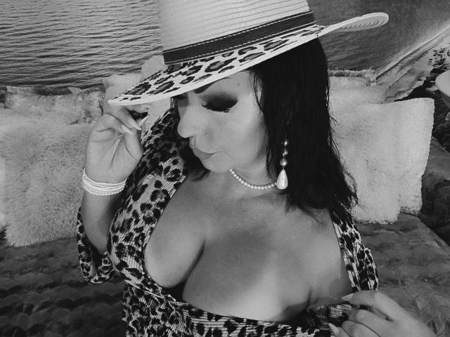 AmberSunshine - Live sex cam - 30404822