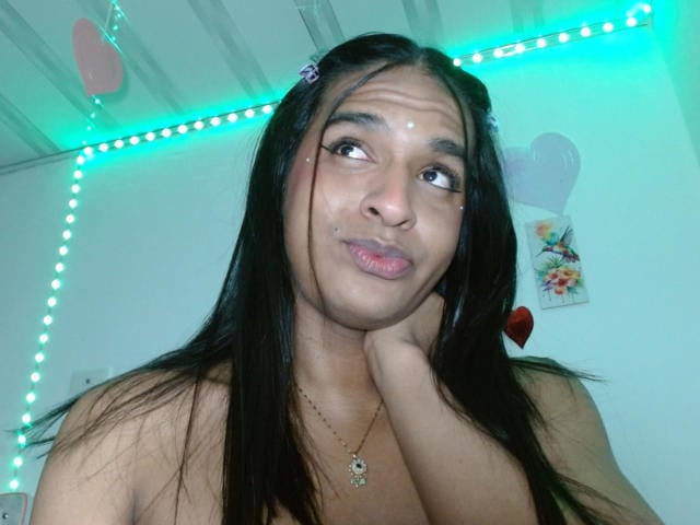 IdiiaLatina - Live Sex Cam - 30405974