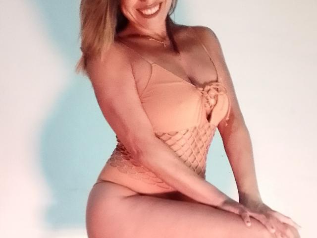 VickyLin - Live porn &amp; sex cam - 30406058