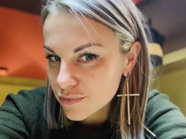 BelleLisaG - Live sex cam - 30407891