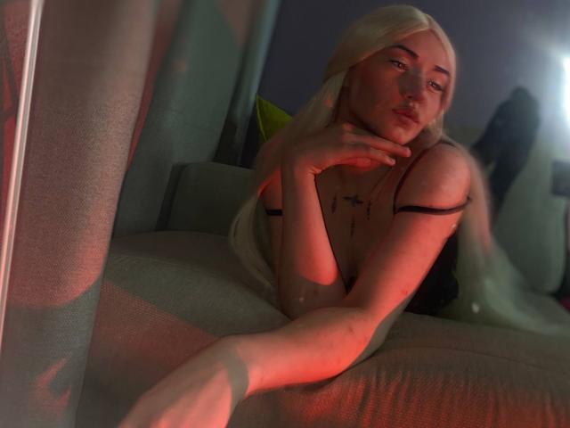 LelaTraverso - Live porn &amp; sex cam - 30408656
