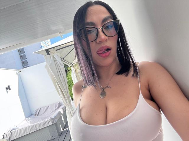 CamilleJuicyHot - Sexe cam en vivo - 30410243