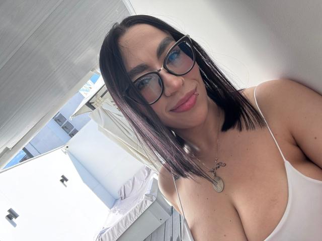 CamilleJuicyHot - ライブポルノ&amp;セックスカム - 30410252