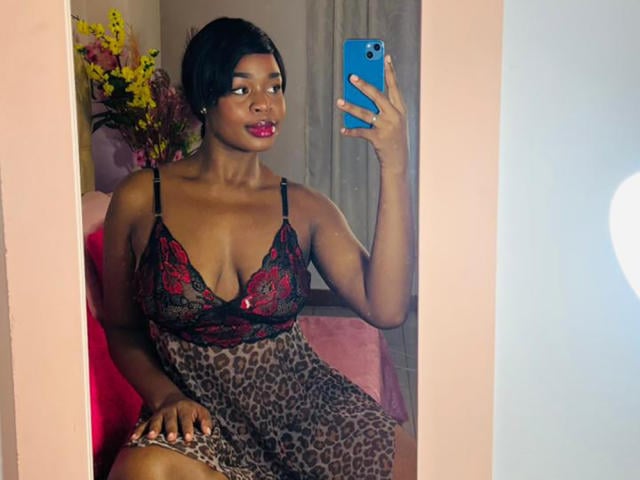 VenusWilly - Live sex cam - 30410300