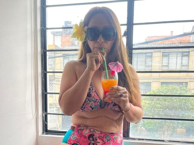 GianineLarose - Live sex cam - 30417671