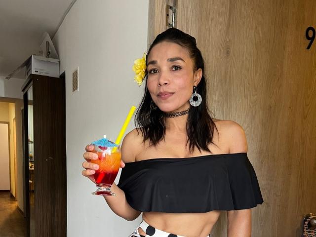 MiaLucchi - Sexe cam en vivo - 30417899