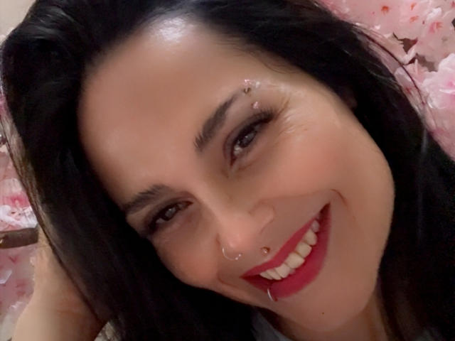CharlotteCrofort - Live sex cam - 30418046