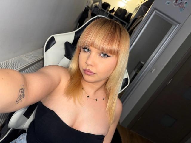LouLouLuxe - Live sexe cam - 30418193