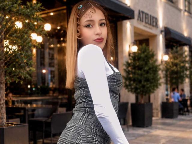 MelodyAnal - Live porn &amp; sex cam - 30420437