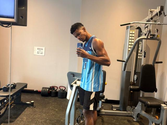 JacksonHotx - Live Sex Cam - 30422873