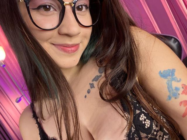 EmmaFeri - Live porn &amp; sex cam - 30423299