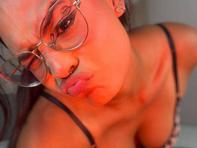 LilithRussoo - Live sex cam - 30426443