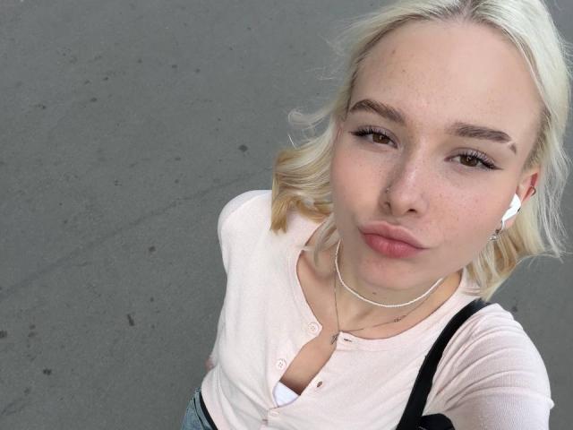 DarlaDemarinis - Sexe cam en vivo - 30430436